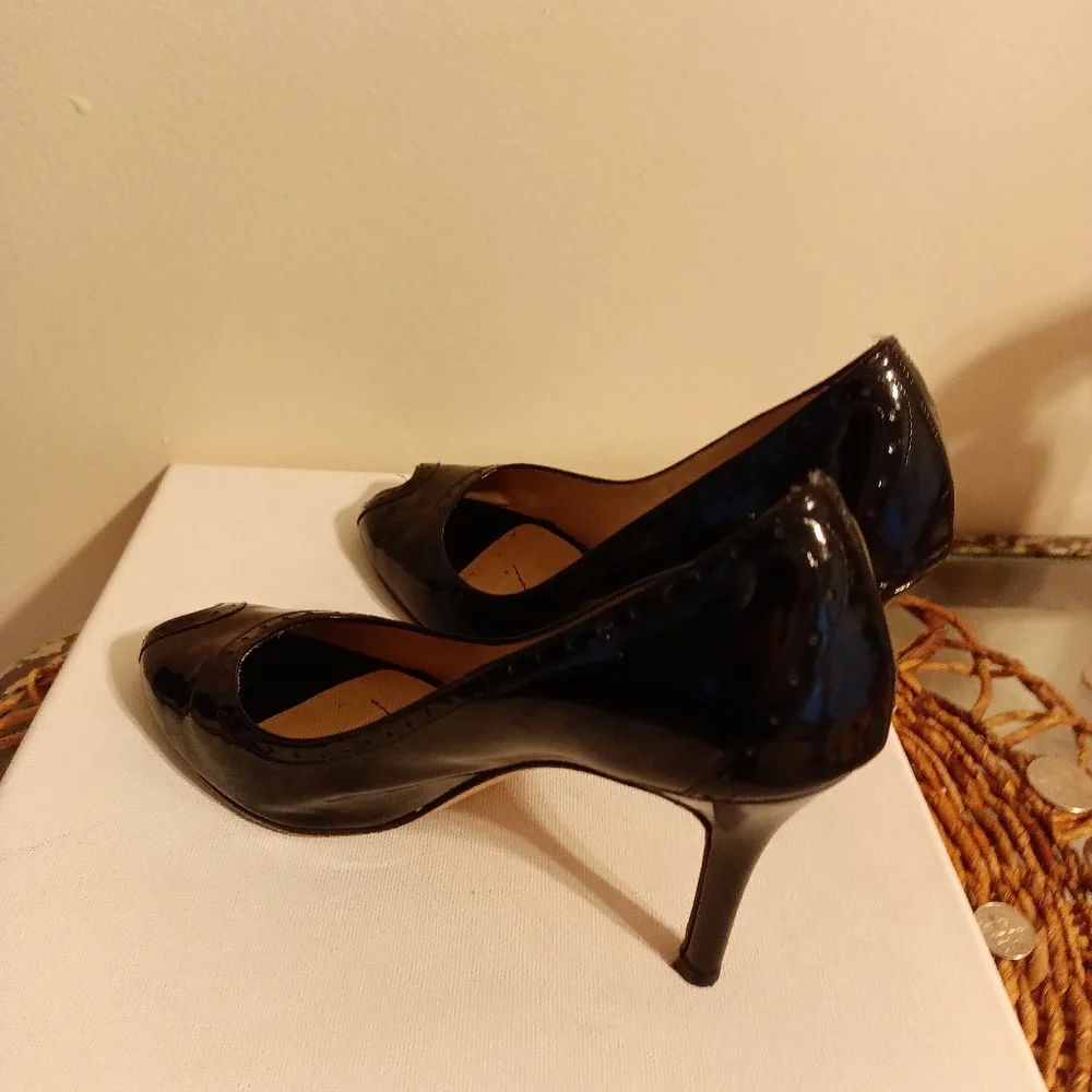 Kate Spade black patent leather peep toe heels size 8.5